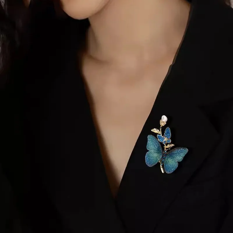 Ajojewel Exquisite Embroidery Blue Butterfly Brooch With Pearl Crystal Rhinestone Insect Jewelry Wholesale