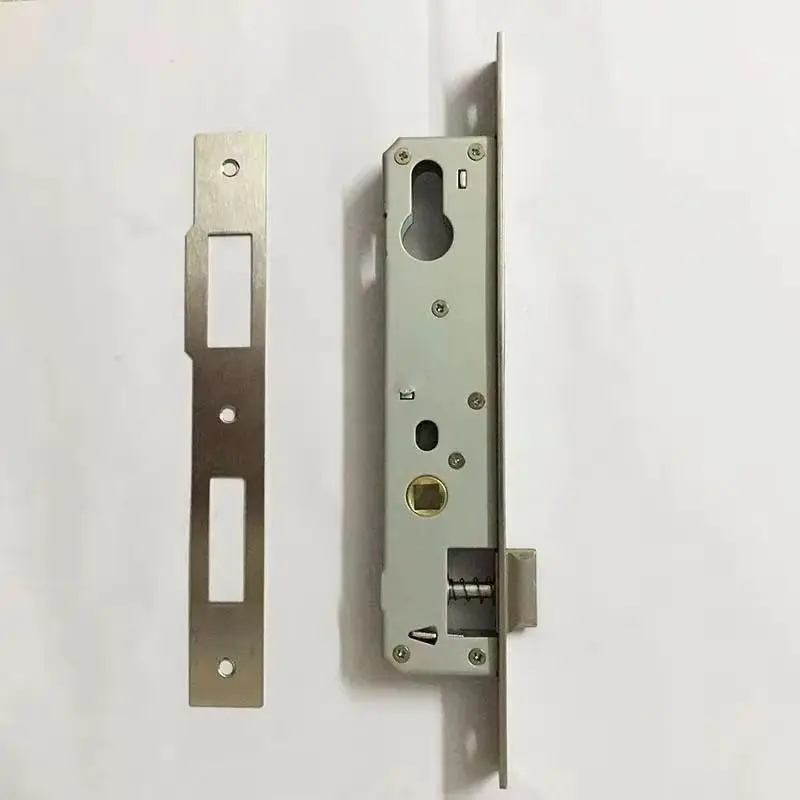 Nowy europejski zamek wpuszczany do drzwi, części zamienne do naprawy zamków drzwiowych 8520 8525 8530 8535