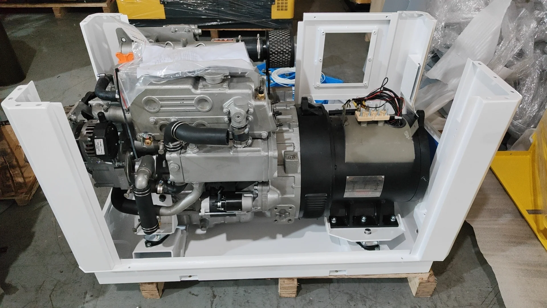 Small 3KW 5KW 6KW 10KW 12KW 15KW Ship Marine Generator Set Inverter Sea Salt Water Cooled Ship Marine Diesel Gener