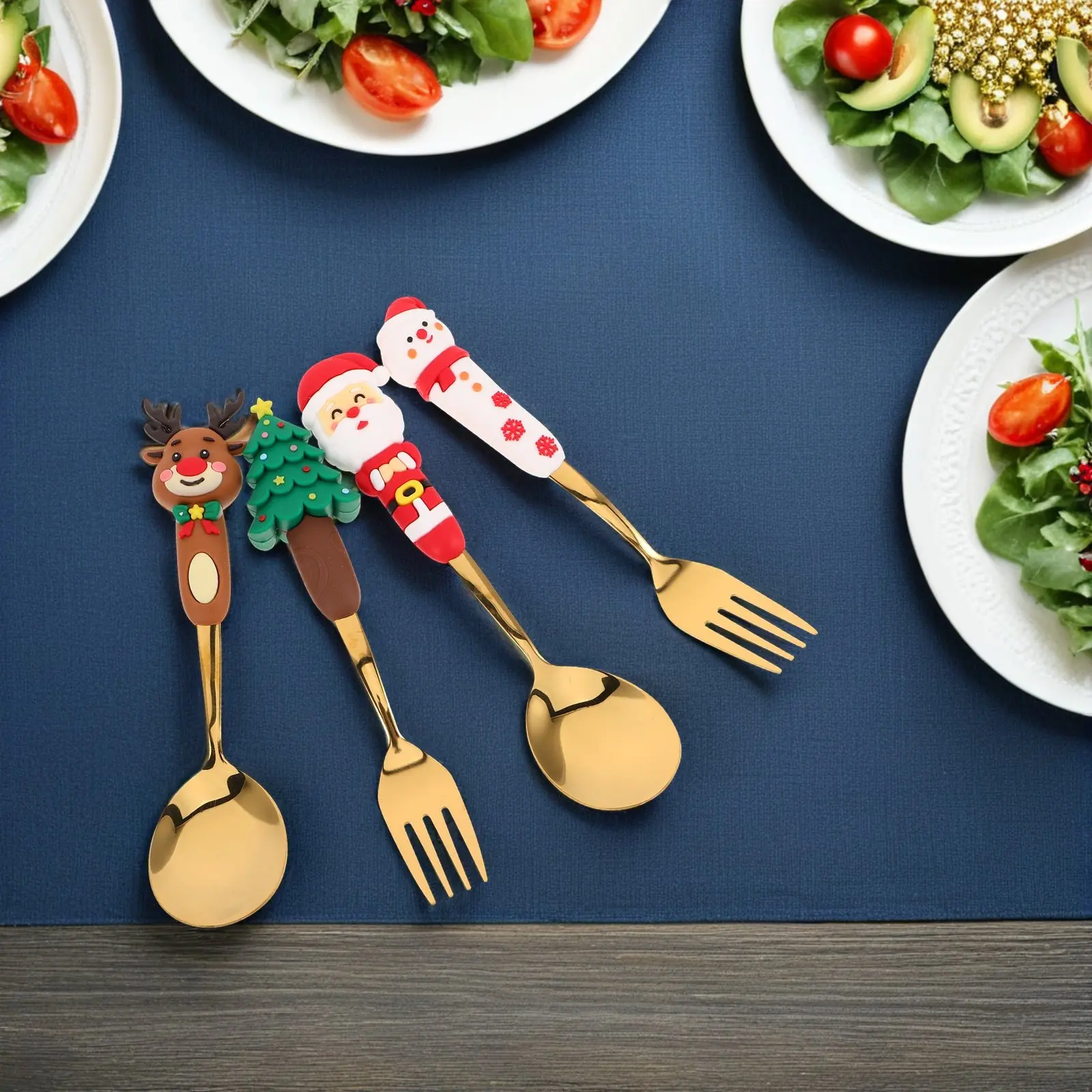 

Набор из 4 рождественских столовых приборов: вилки и ложки из нержавеющей стали с изображением Санты, елки и снеговика, ложки для размешивания кофе