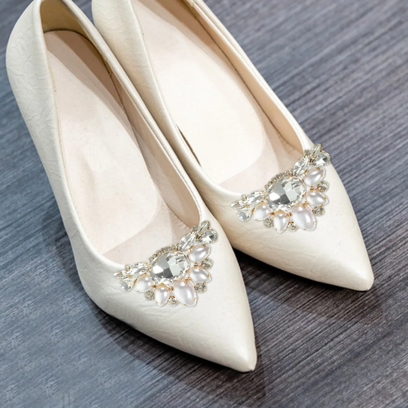 

2Pcs Wedding Shoe Clips Pearl Crystal Decorative Shoe Buckles Bridal Pumps Flats Boot Accessories Crystal Shoes Buckle