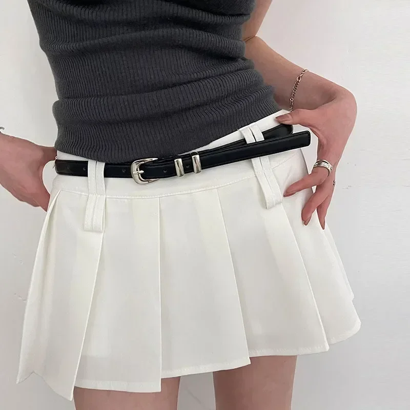 Woman Korean Casual Fashionable Belts Black Simple Thin PU Belts Trousers Skirt Versatile Belts Student Girls Jeans Sexy Belt