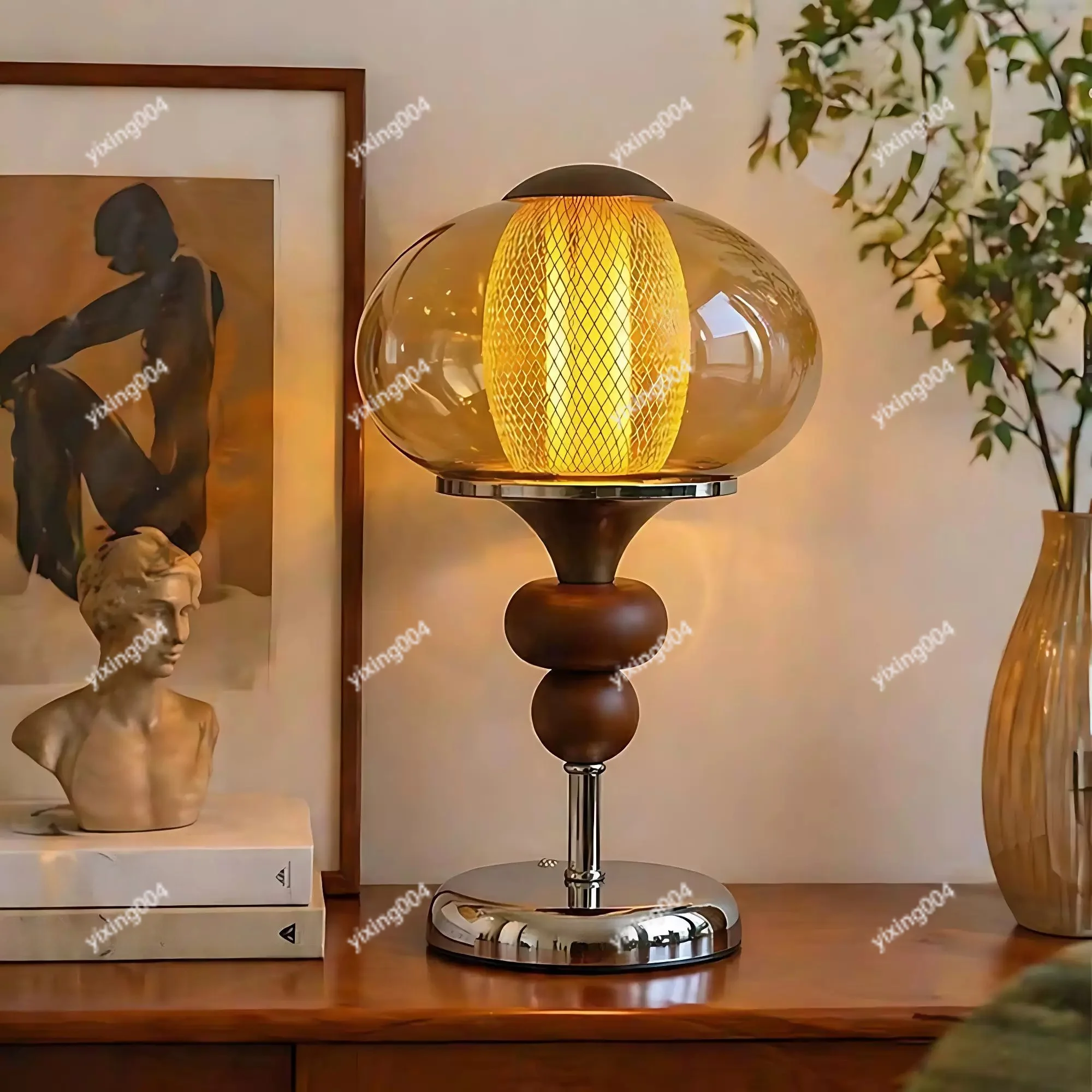 

Medieval style table lamp solid wood court style usb charging touch switch bedroom study bedside atmosphere night light
