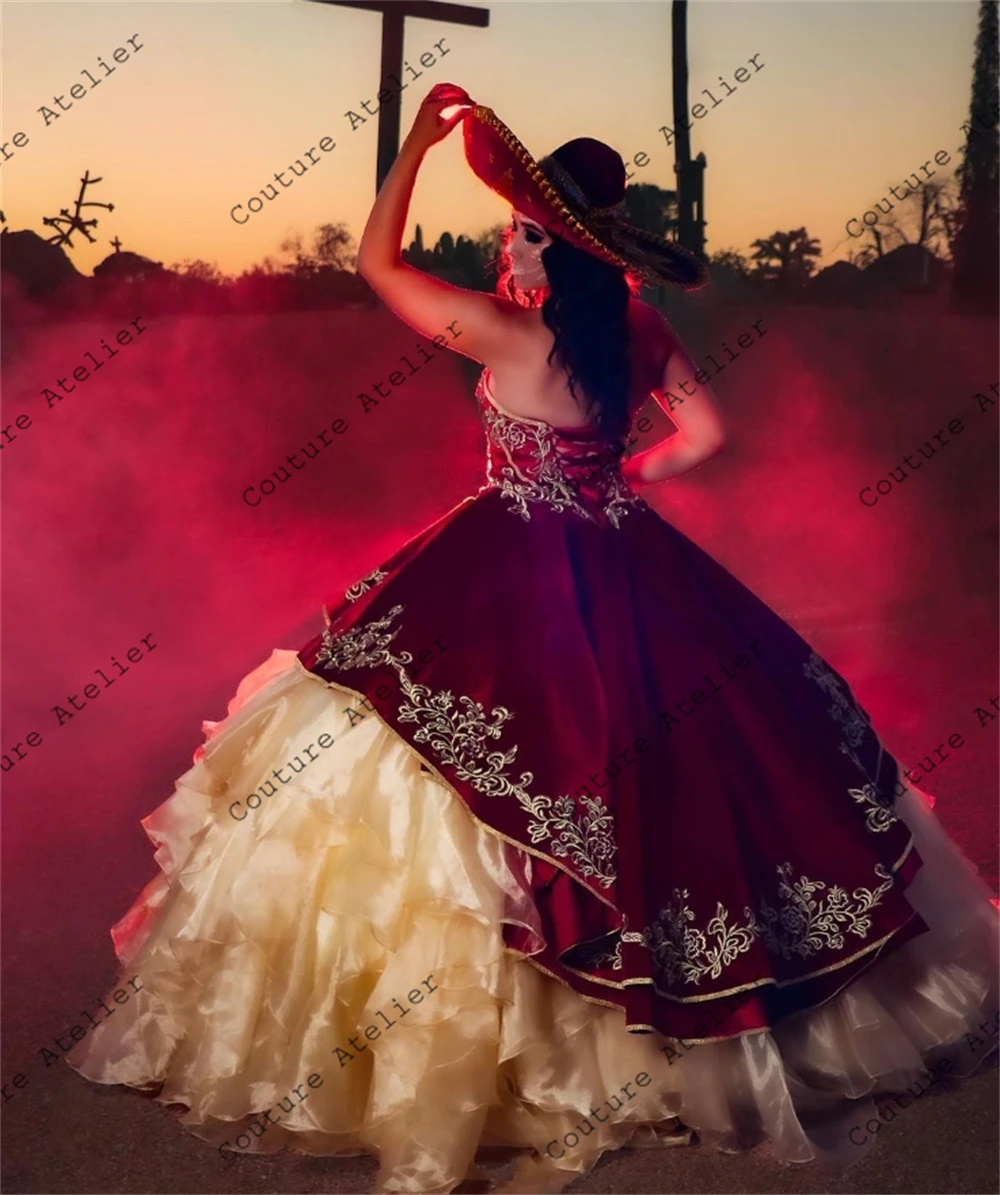 Tulle messicano increspato velluto rosso ricamo abiti Quinceanera abito da ballo 2024 Sweetheart Princess Sweet 16 abiti abito da sposa