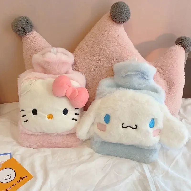 Nowy uroczy Hello Kitty Cinnamoroll Kuromi moja melodia kreskówka kawaii dla dziewcząt modny zagęszczony pluszowy butelka gorącej wody odporny na