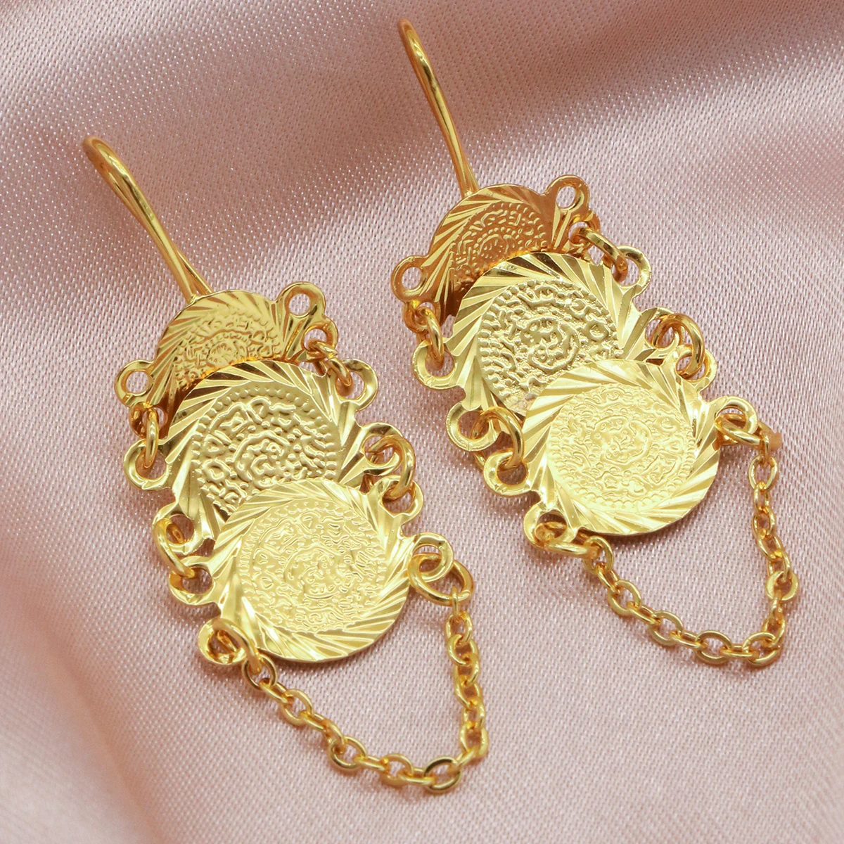 1 par de pendientes de moneda antiguos de lujo de Color dorado para mujer, pendiente de cobre con signo de moneda redonda a la moda, boucle d'oreille pour femmes