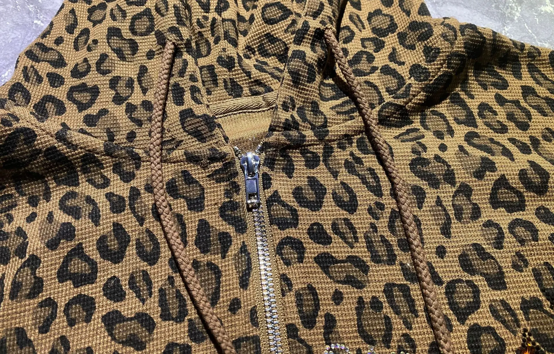 سترات نسائية عصرية بسحاب كاجوال فضفاضة بطبعة الفهد مرصعة بالألماس وسحاب وقلنسوة صدرية كردستانكا Жensarska СКпюшоonom #3