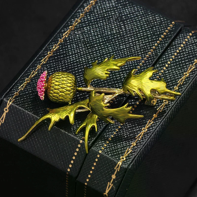 حساسة دبوس بروش حجر الراين الأخضر Primrose بروش للنساء معطف صغير طازج سترة الصدار دعوى دبابيس مجوهرات هدايا #2