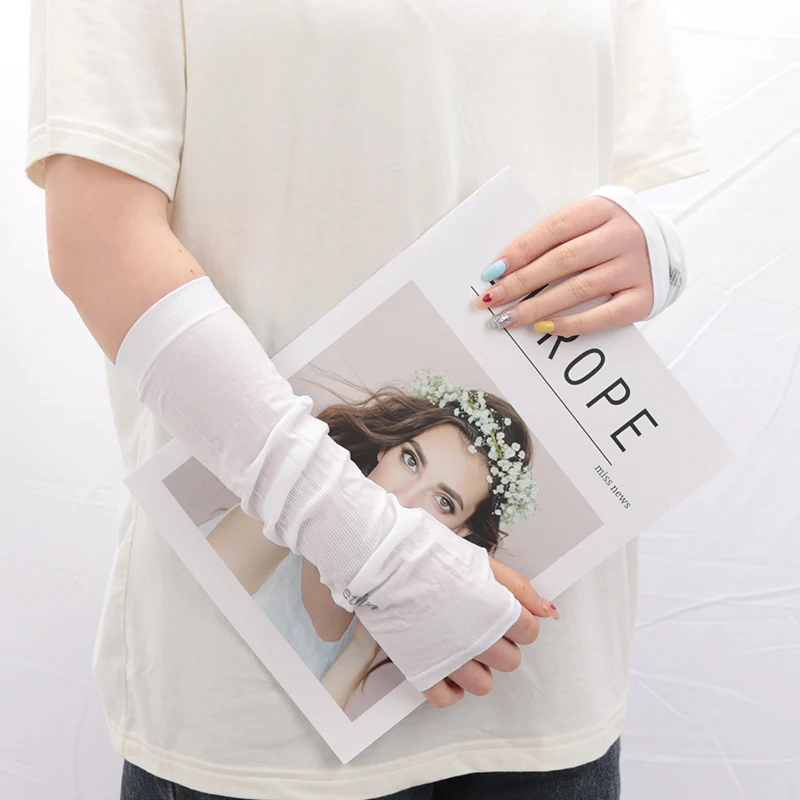 New Ice Silk Sleeve Sunscreen Cuff Arm Sleeves Uv Sun Protect Anti-Slip Summer Men Women Black White Gloves Outdoor Riding Glove