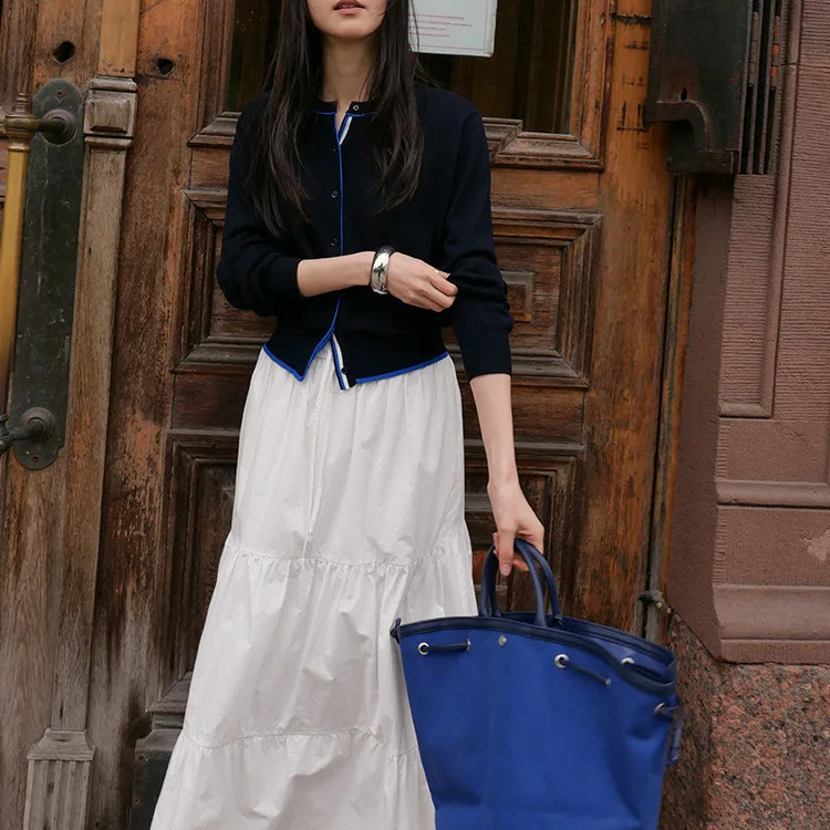 

8217 Electric Blue Color-Block Placket Autumn Winter Wool Blend Round Neck Buttoned Waist-Slimming Knitted Cardigan For Women