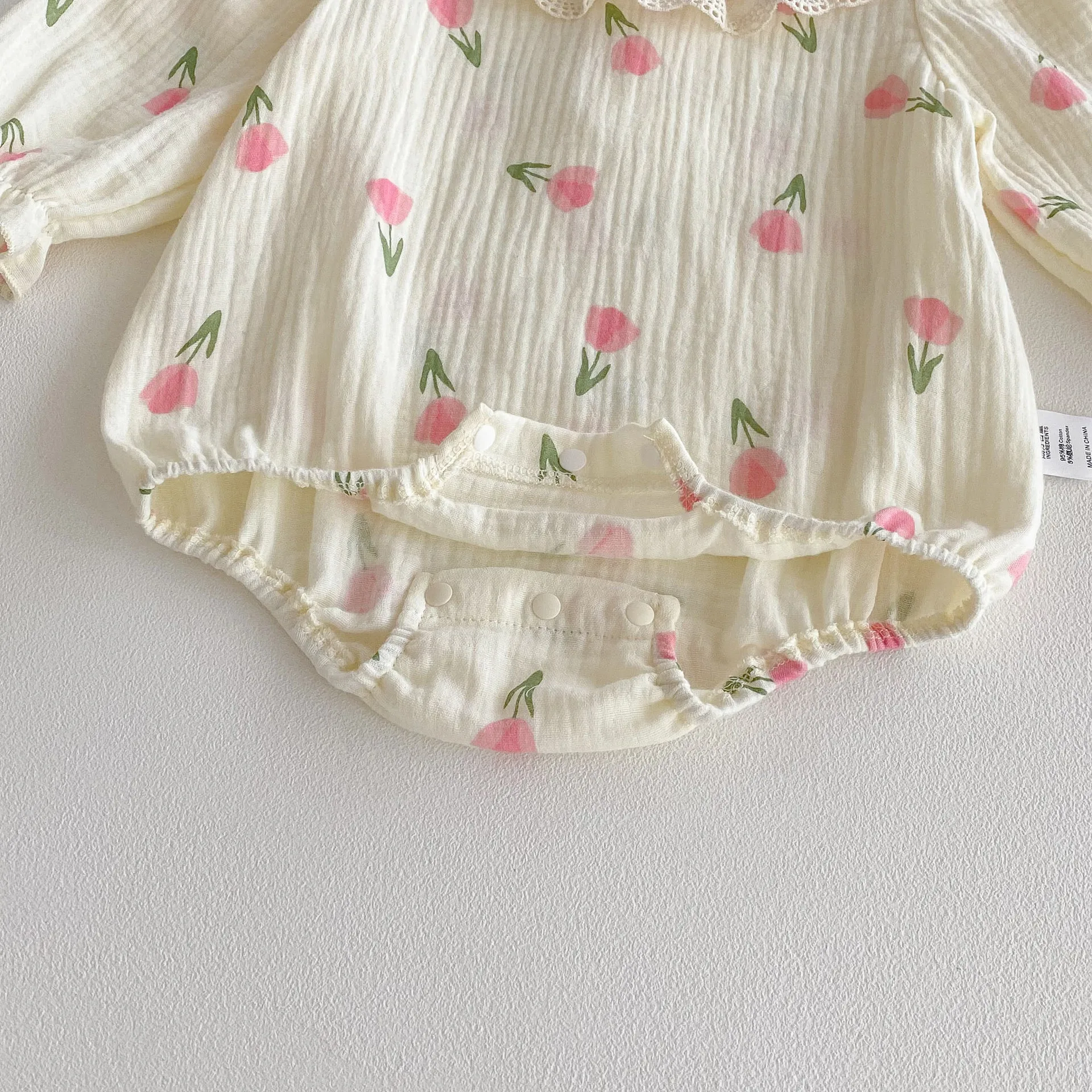 

Осенние детские боди с длинными рукавами и шапкой 2023, одежда для новорожденных девочек, милая цельная одежда принцессы с принтом тюльпанов для маленьких девочек