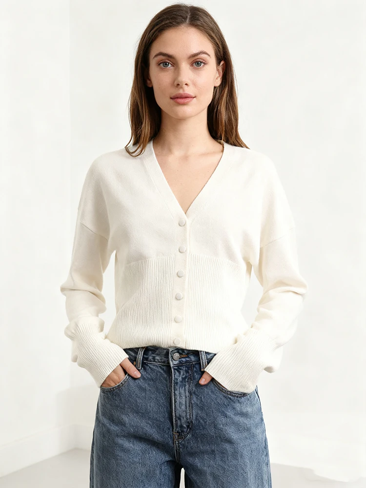 Nouveau élégant col en v Beige hauts en tricot taille plissée mince à manches longues avec bouton Blouse décontracté feuille femmes pull doux automne Cardigan