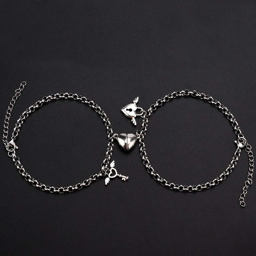 Korean 2pcs/set Alloy Key Stainless Steel Lock Heart Shaped Bracelet Couple Bracelet Fashion Accessories Magnet Attraction