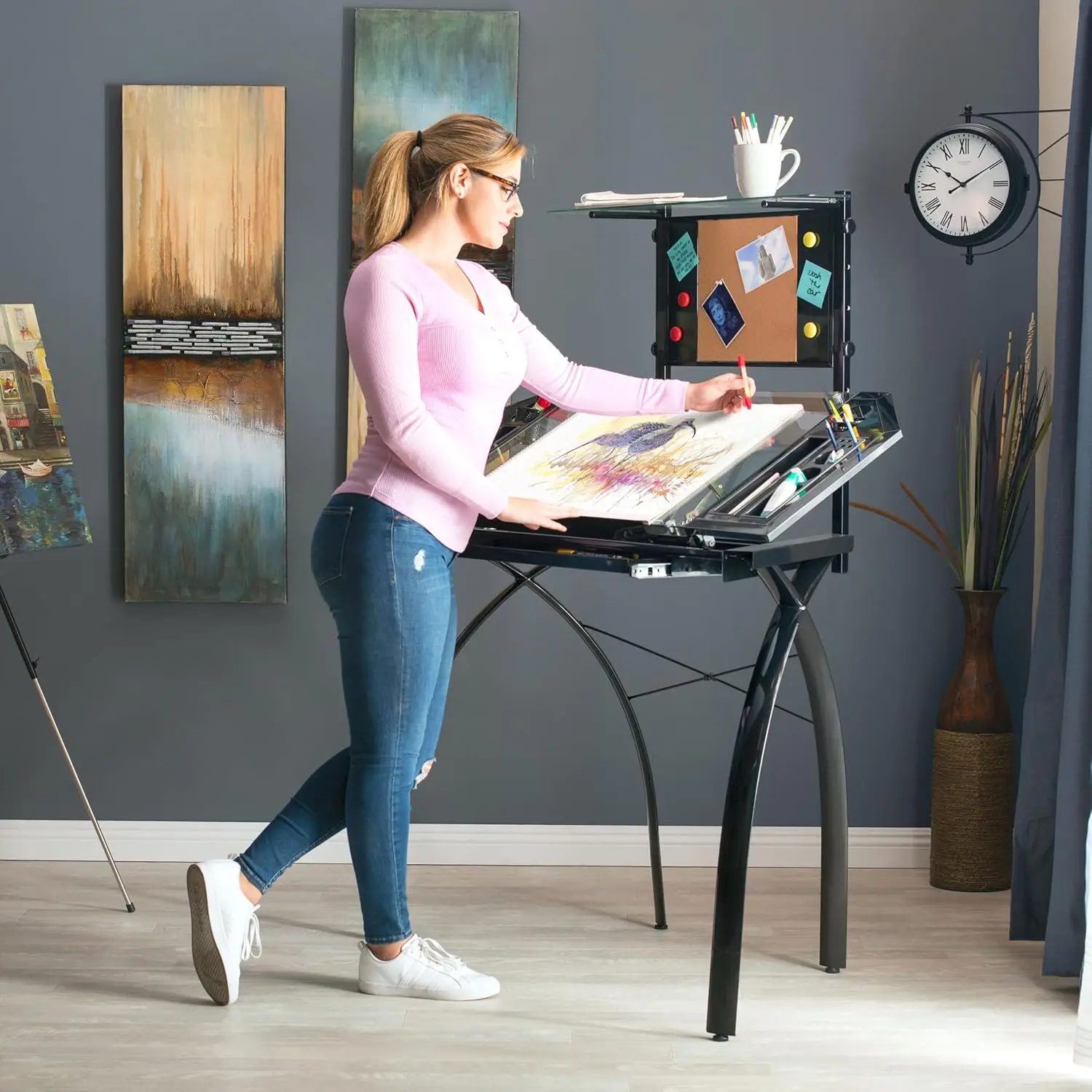 Torre Futura en negro con vidrio transparente