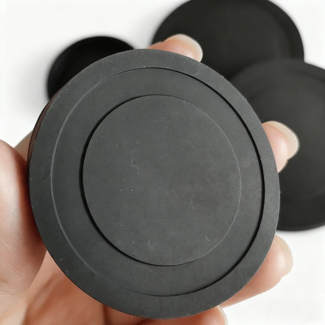 

Dust-proof Covers And Protective Cases For Large-Aperture Telescopes And Camera Lenses - Available In Sizes Of 48mm, 57.5mm, 89m