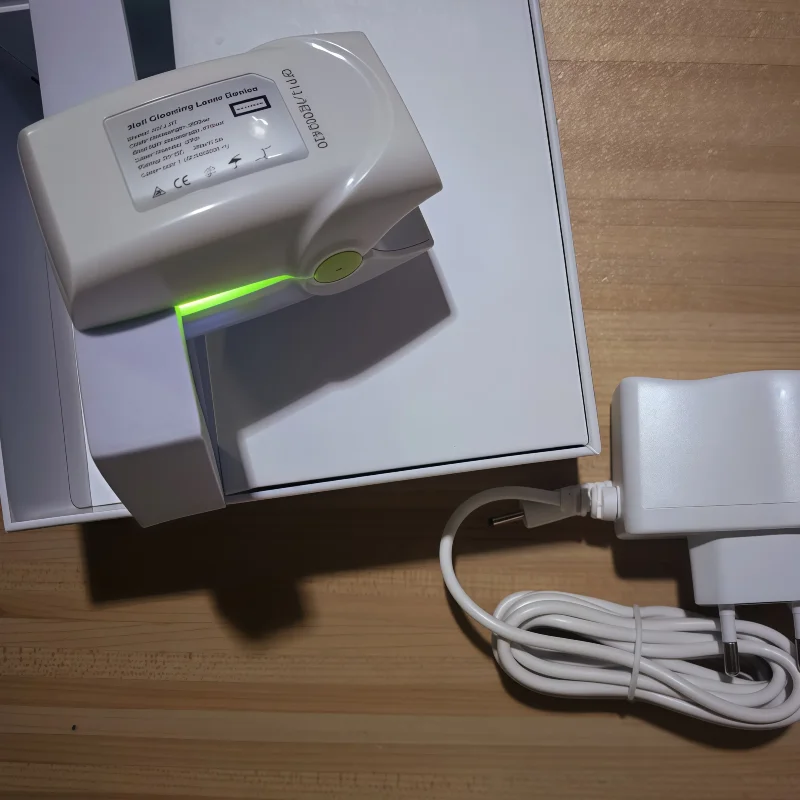 Urządzenie LED do leczenia grzybicy paznokci, laser do czyszczenia onychomikozy, ładowanie USB, światło podczerwone 905nm, światło niebieskie 470nm, salon paznokci