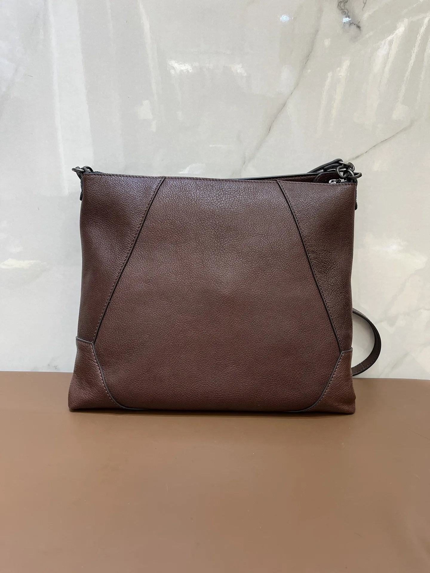 New Autumn/Winter High-Quality Fashionable Casual Lambskin Bag Color: Brown Size: 33 x 26