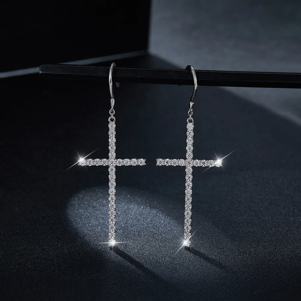 Pendientes de gota de Cruz de moissanita de 1,25 CT para hombre y mujer, aretes religiosos originales de Plata de Ley 925, pendientes colgantes de corte redondo, joyería