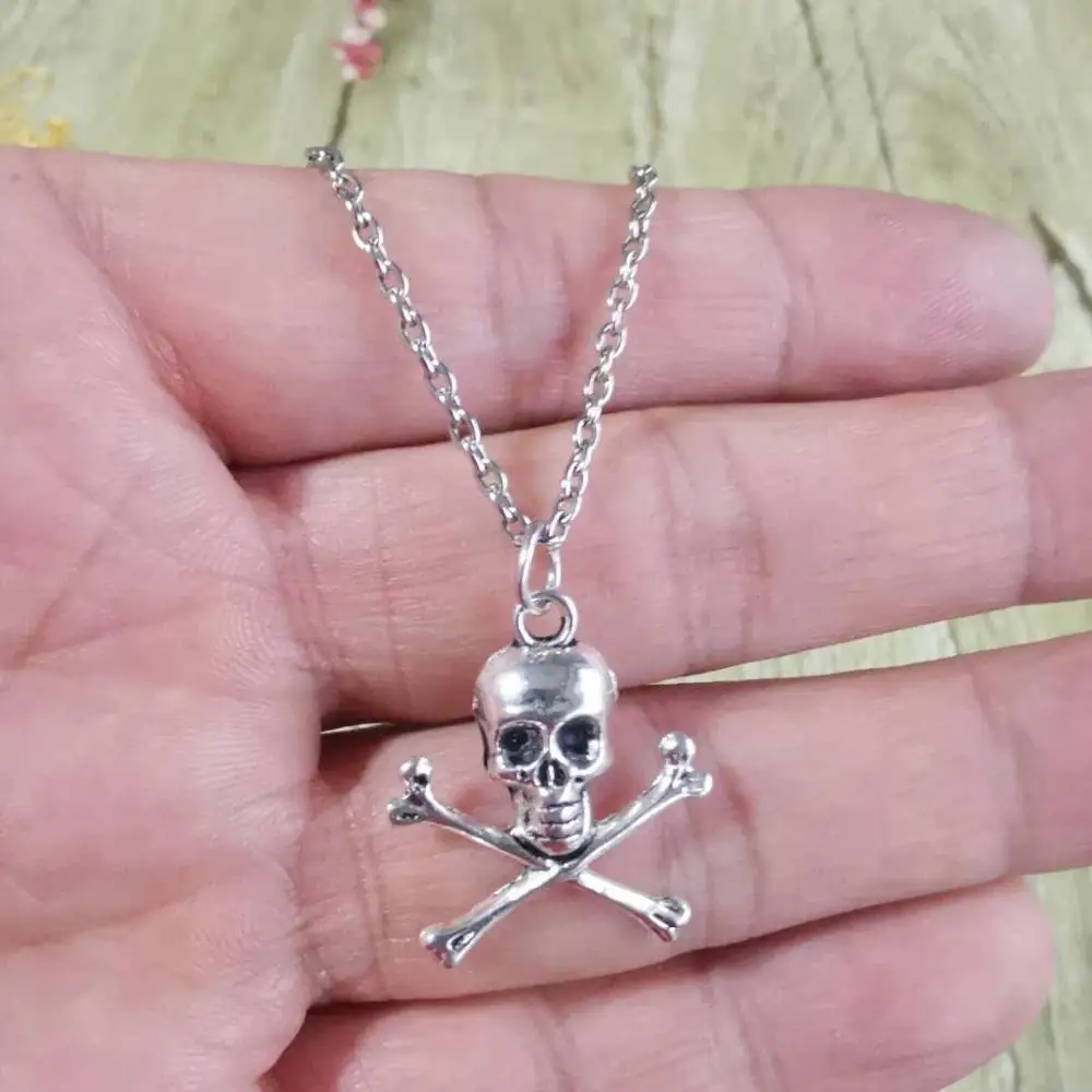 Skull Pendant Necklace for Women Men Vintage Chain Grunge Jewelry Goth Gothic Accessories Choker Y2k Aesthetic Fairy Star