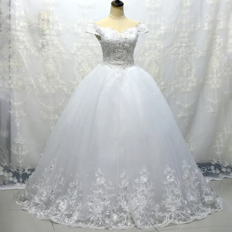 Novo vestido de noiva 2025 tamanhos personalizados branco marfim barco pescoço frisado apliques mangas boné vestido de casamento de renda