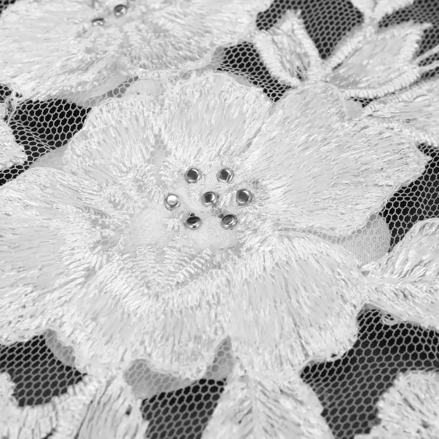 

TEXU 2X Beaded Hot Drilling Lace Bridal Beaded Flowers Embroidery Patches White