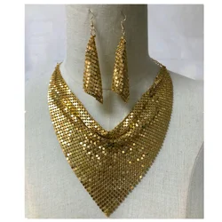 New Fashion Accessories Retro Accessories Triangle Scarf Necklace Set Earrings Earrings For Women Jewelry Wholesale Gifts