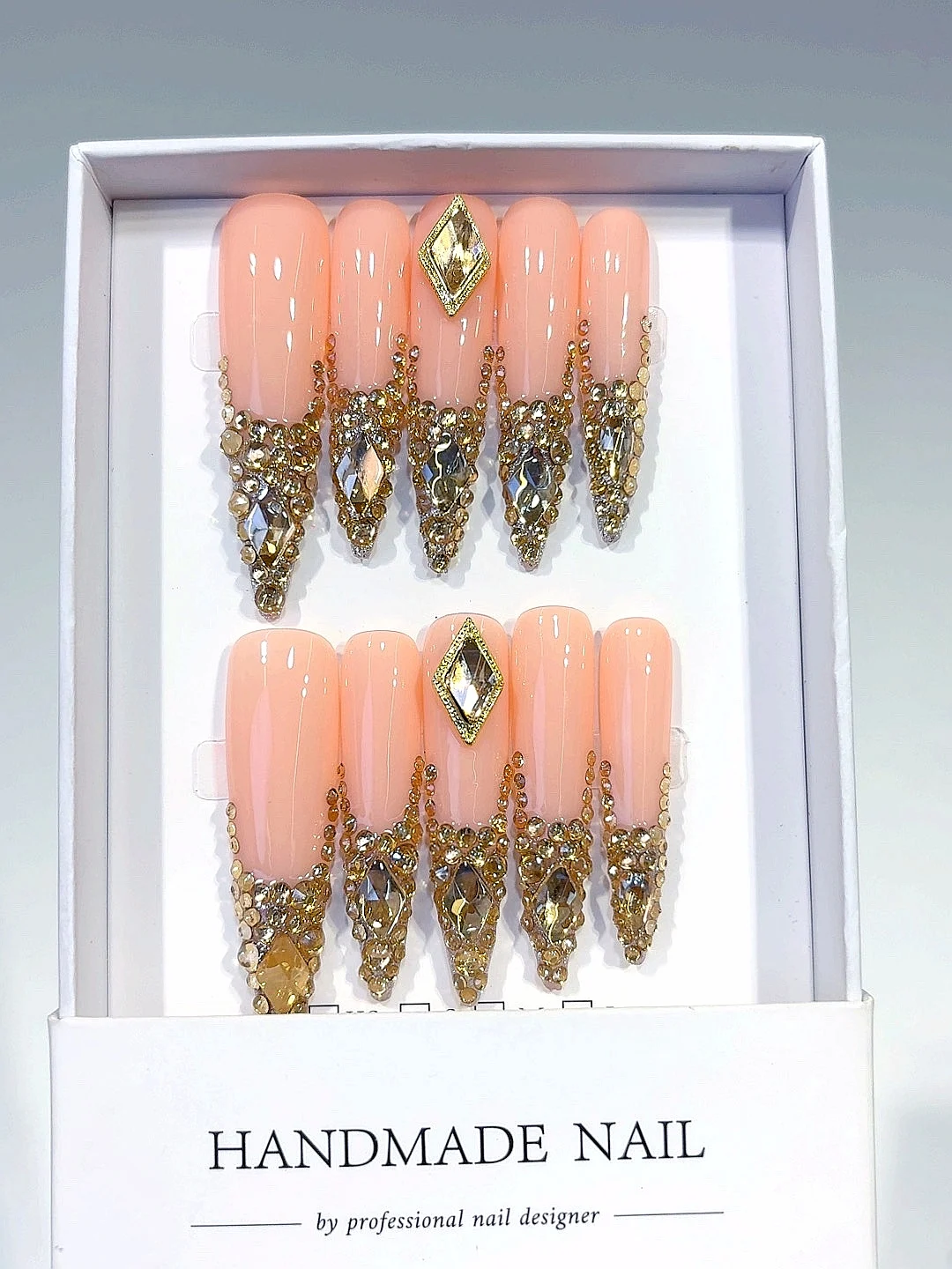 

French-Style Full Diamond Luxury Nail Art with a High-End Feel (L165)