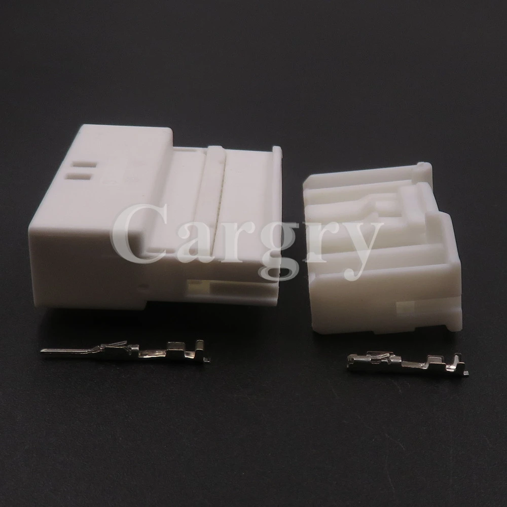 1 Set 32P 1318747-1 1473799-1 1612268-1 AC Assembly Car Navigation Host Instrument Plug For Toyota Automobile Wire Connector