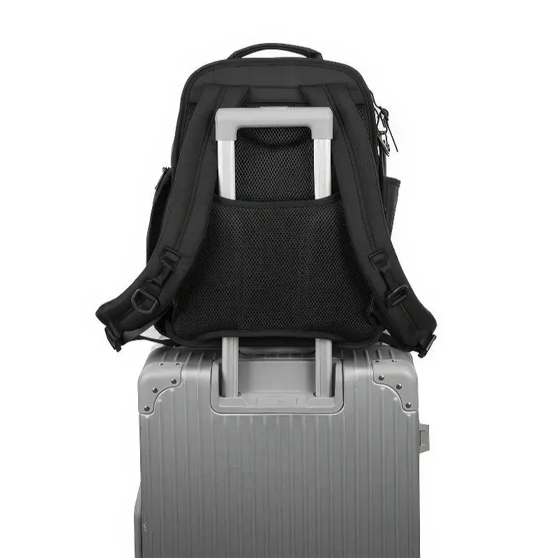 Mochila de nailon de gran capacidad para hombre: diseño duradero y resistente al agua para el trabajo, viajes y viajes diarios 2603173