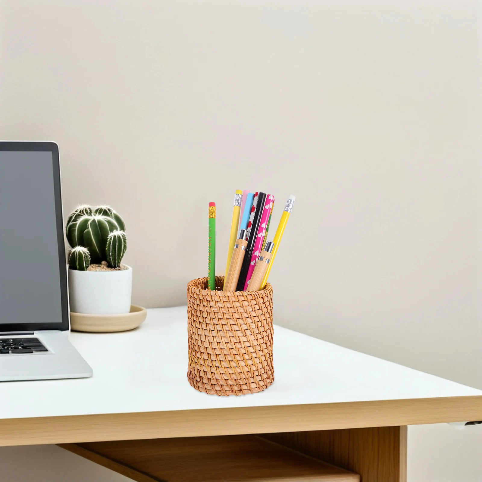 

Vintage Rattan Pen Holder Hand-Woven Retro Stationery Organizer Round Base for Desk Stable Storage Desktop Basket Office