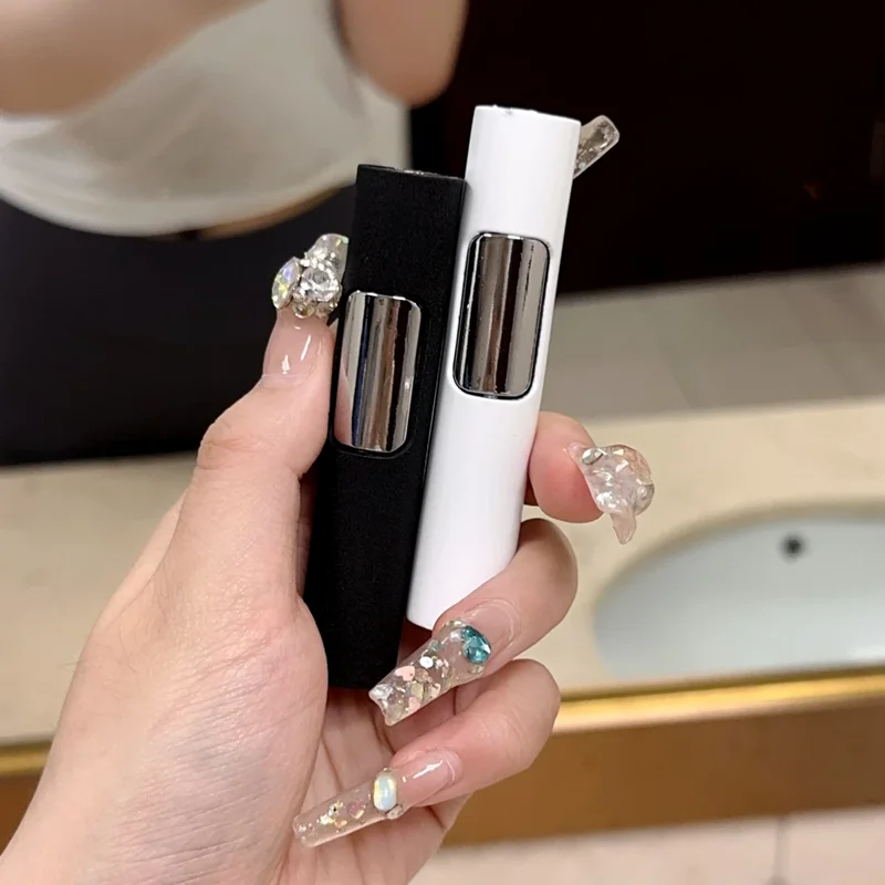 

Metal Mini Inflatable Butane Gas Lighter Windproof Powder Spray Flame Portable Lighter Cigarette Accessories Smoking Men Gifts