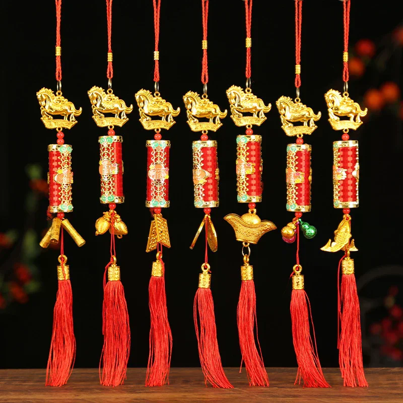 احتفالي زودياك 2026 سنة الحصان الجدار الشنق سيارة زخرفة السنة الصينية الجديدة قلادة ذهبية حمراء محظوظ الديكور هووسورمينغ