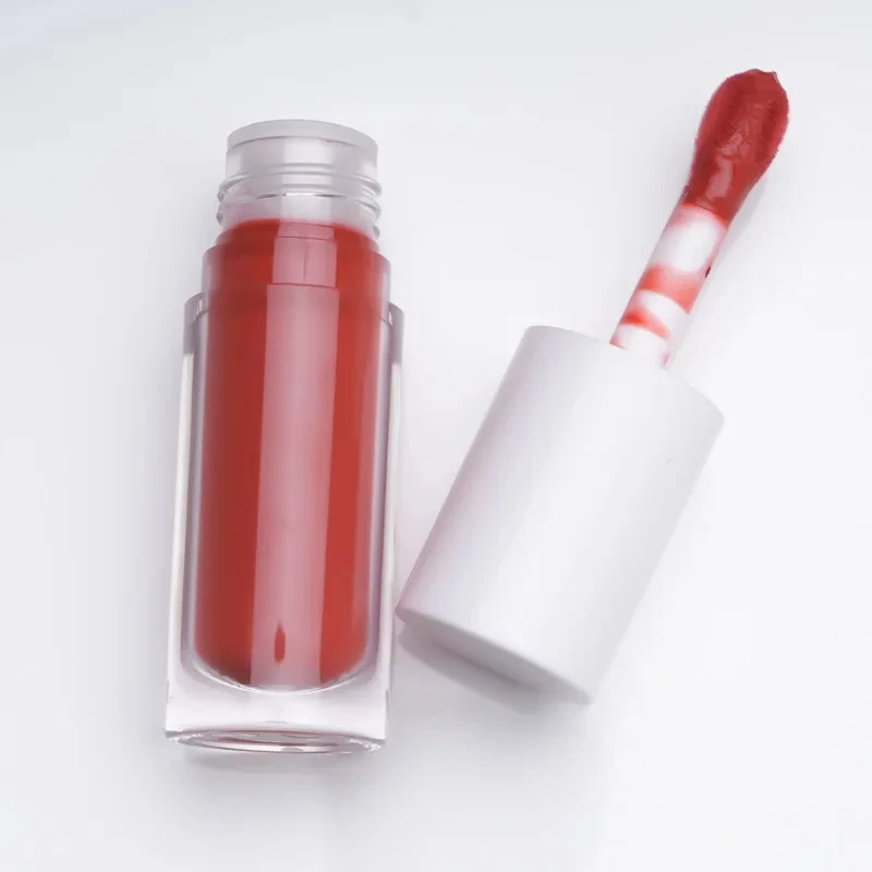 Fard liquido per il viso OEM Trucco opaco a lunga durata Fard per contorno guance naturale Illumina la tinta delle labbra delle guance Cosmetici Logo personalizzato