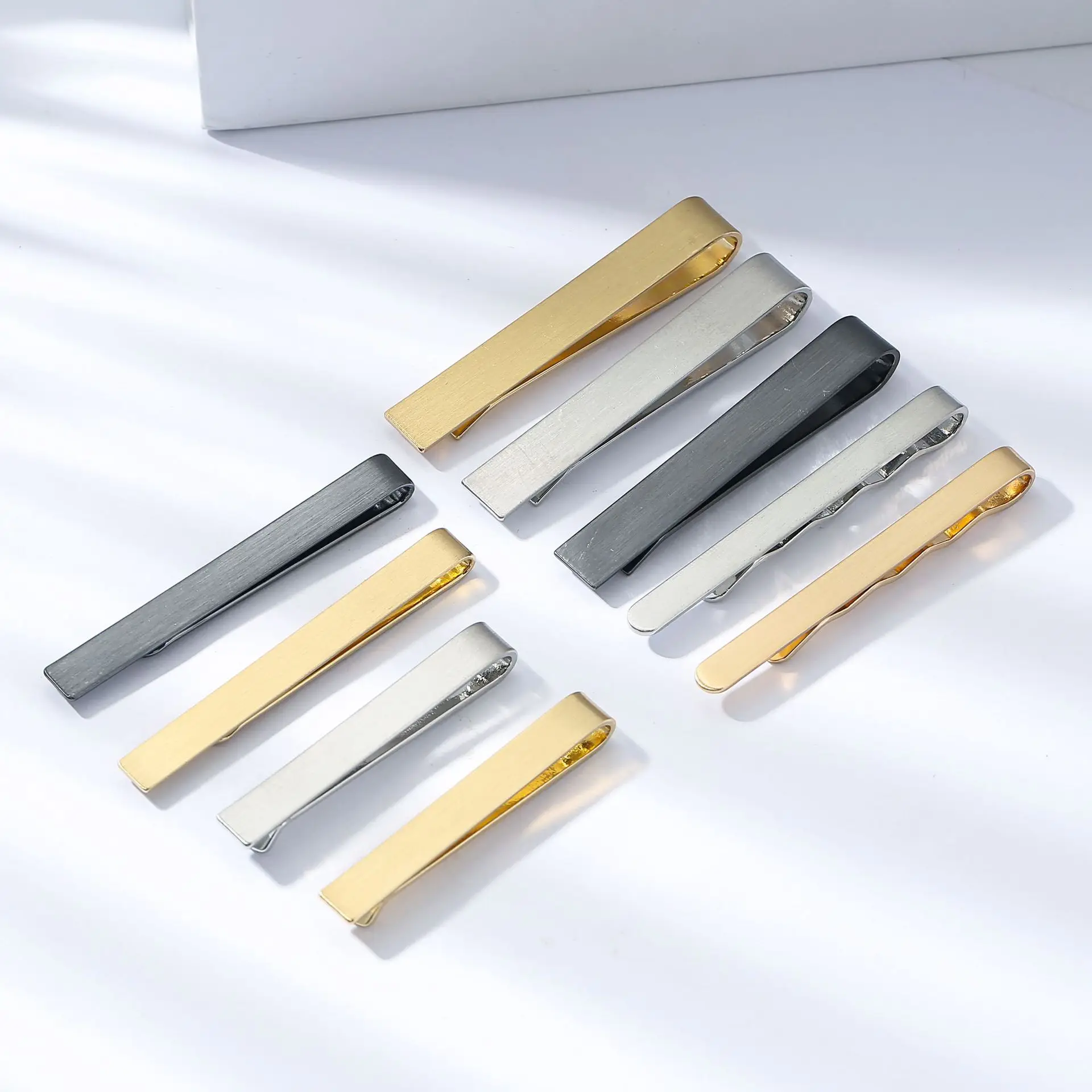 Clip de corbata de moda para hombres, broche de barra Simple de tono metálico, accesorios de corbata prácticos, Pin de corbata