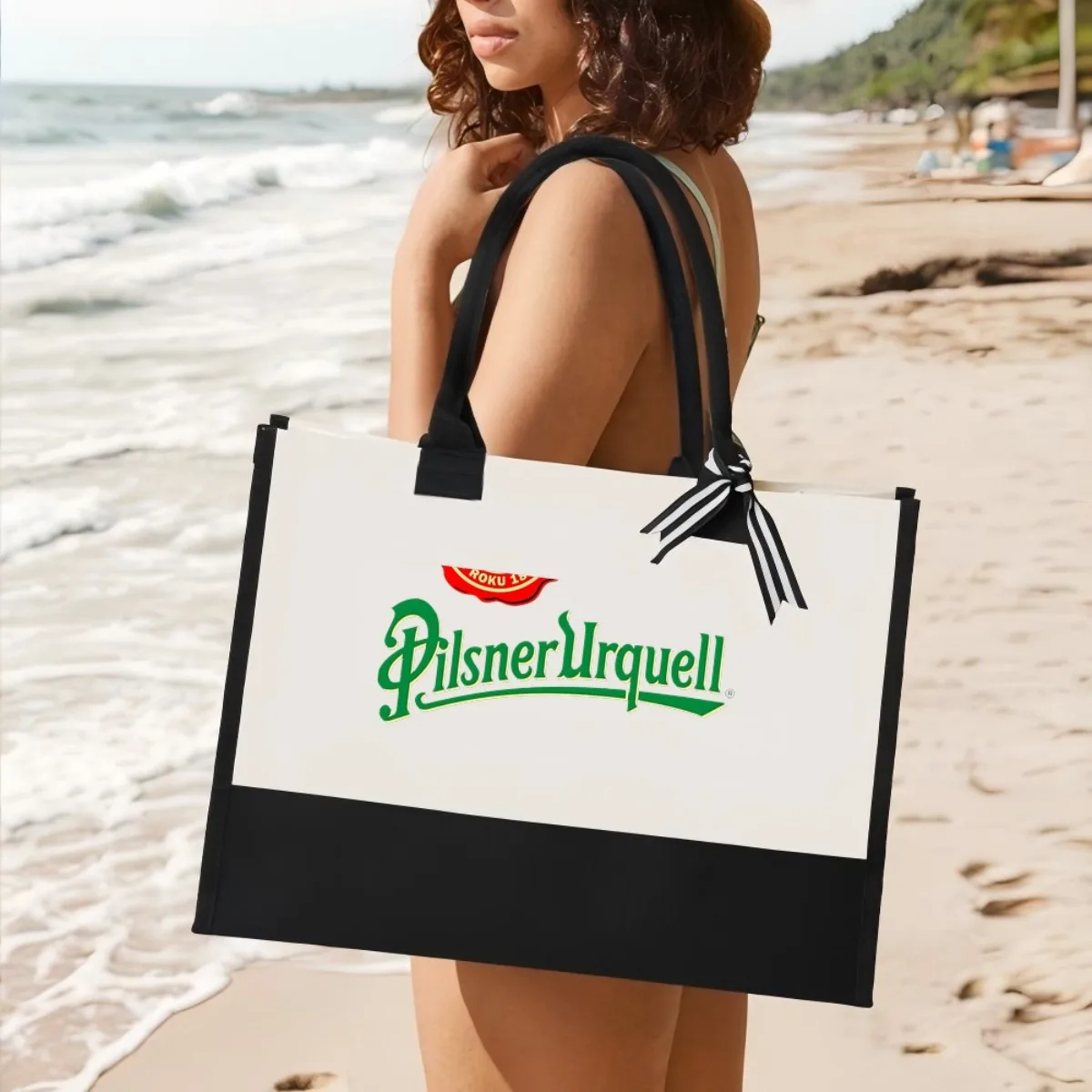 

Pilsner Urquell 2026 Новое поступление, модная практичная просторная многоразовая большая сумка с узором и принтом, 2-цветная сверхмощная большая сумка на плечо