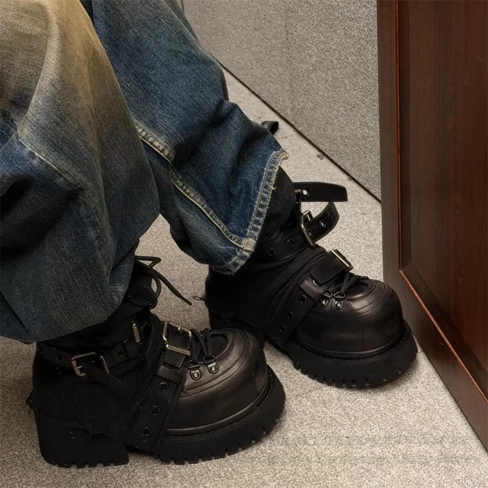 2026 Dark Heavy Industry Short Boot Men Handsome Punk Style Thick Soled Bundled Metal High Top Trendy Belt Demin Ankle Boot