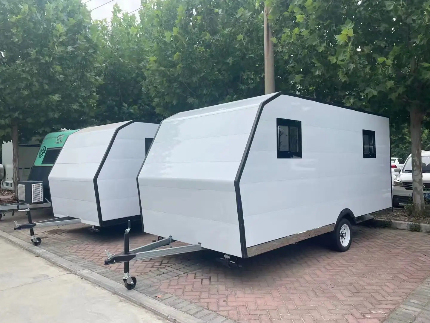 

Внедорожный 6x6 экспедиционный грузовик-кемпер Iveco класса люкс с туалетом и кухней