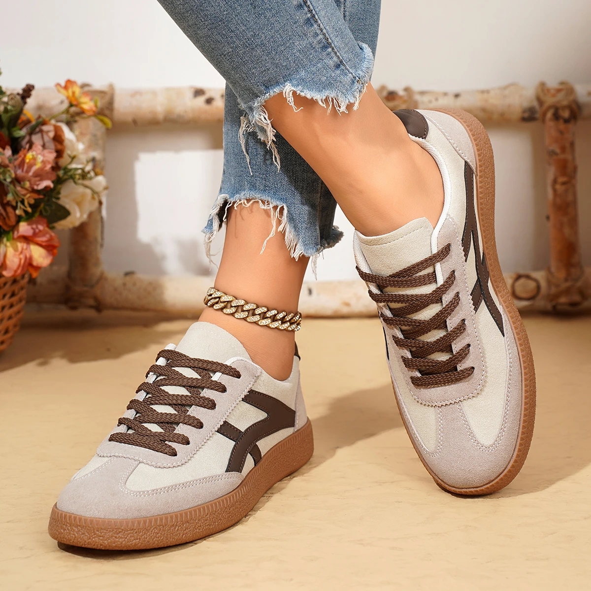 أحذية رياضية نسائية كاجوال أحذية فلكنيز مسطحة عصرية بمقدمة مستديرة وأربطة أحذية مسطحة مريحة للنساء #5