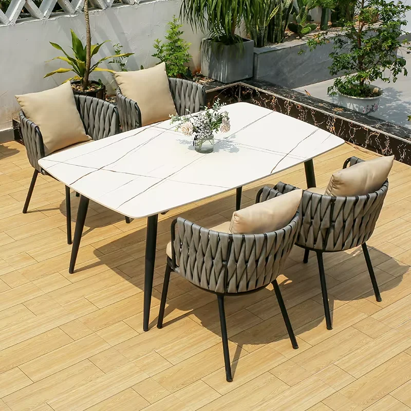 Mesa de comedor cuadrada con placa de roca para 2-4 personas, mesa de comedor de diseño de lujo ligera de estilo crema, muebles de cocina para el hogar y la sala de estar