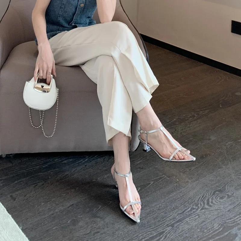 

Spring and autumn 2025 Versatile The beach sandals are extremely simple, with perforated thin straps and open-toe high heels