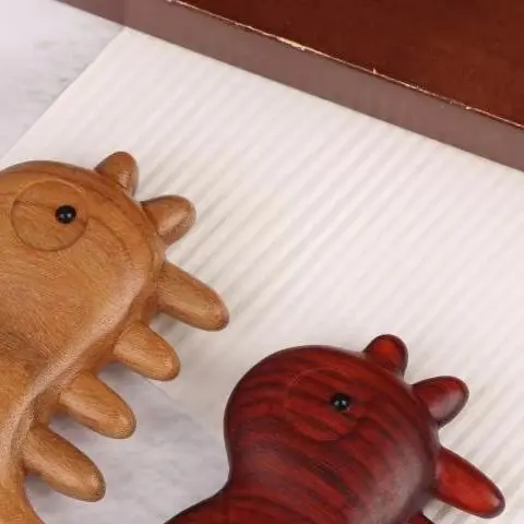 

Portable Wooden Head Care Massage Comb Massager Cartoon Dinosaur Green Sandalwood Head Therapy Soothing Meridian Comb