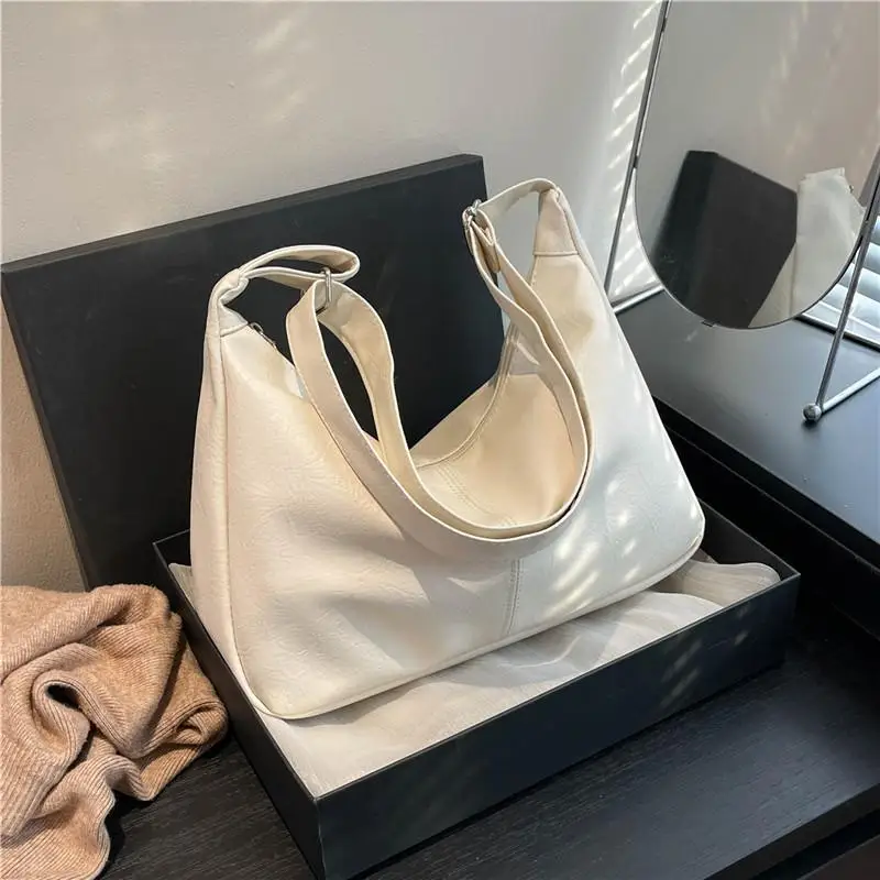 Retro PU Leather Shoulder Bag Ladies Large Capacity Underarm Bag Fashion Versatile Commuter Tote Bag For Women Gifts