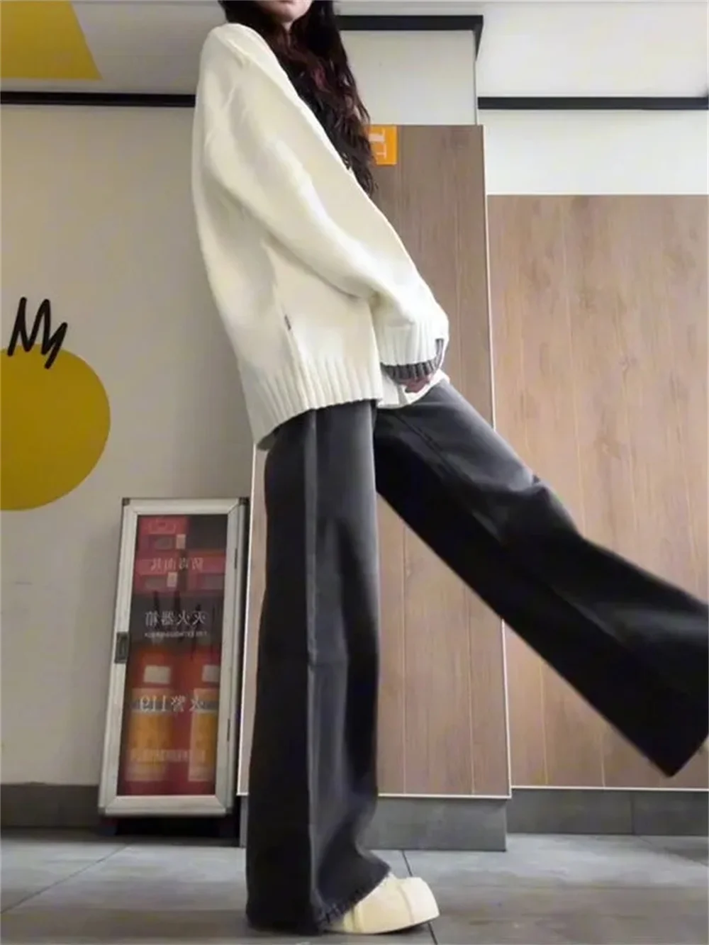 

Women's Lazy-Chic Oversized Long Sleeve Knit Sweater with Color-Block Patchwork Design for Autumn/Winter