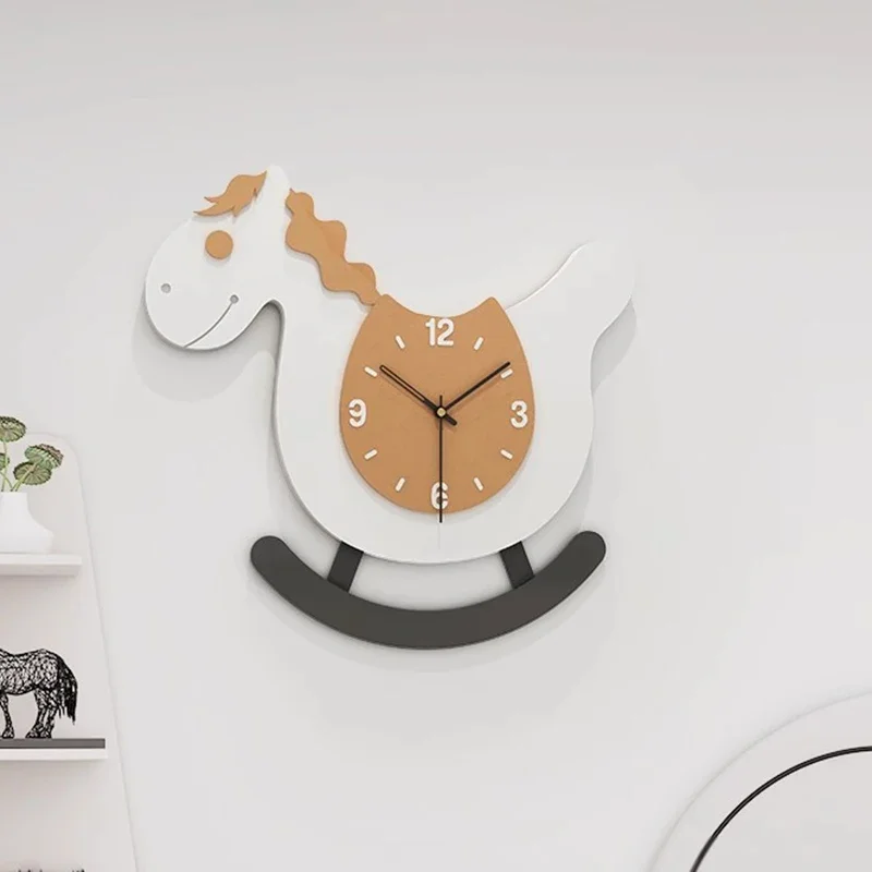 Xenomorph Design Wall Clock Nordic Silent Creative Minimalist Wall Watch Simple Restaurant Horloge Murale Living Room Decoration