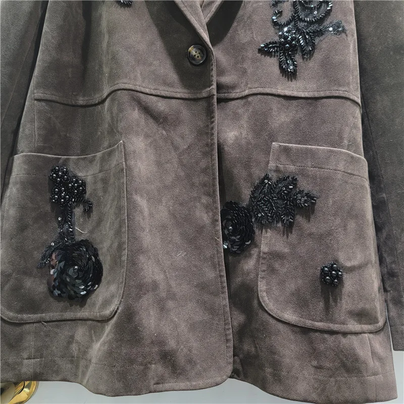 معاطف نسائية عصرية من الخرز الصناعي الثقيل من WTHT سترات عصرية بأكمام طويلة واحدة الصدر للسيدات لخريف 2025 1LS2381