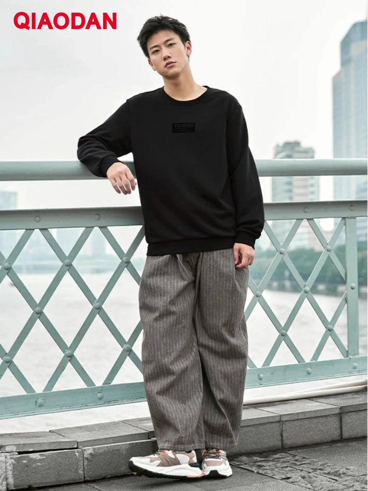 

QIAODAN повседневная мужская толстовка 2320, осенний классический однотонный вязаный топ с буквенным принтом и круглым вырезом с длинными рукавами для тренировок XWD3391330A