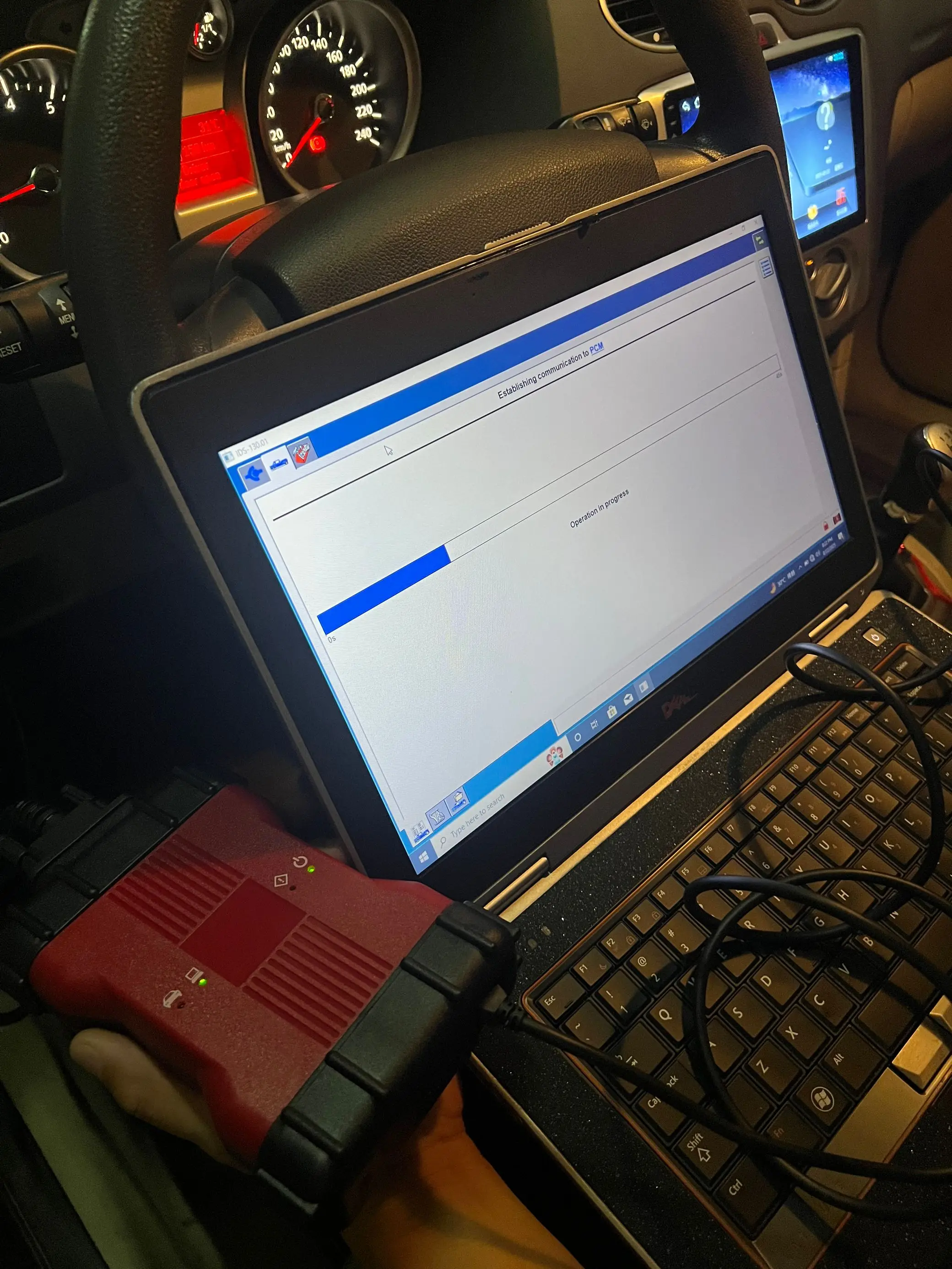 VCM2 OBD2 Diagnostic Tool for Maz V142 /Fo-d V132 Support Multi-Language With E6420 Laptop Professional