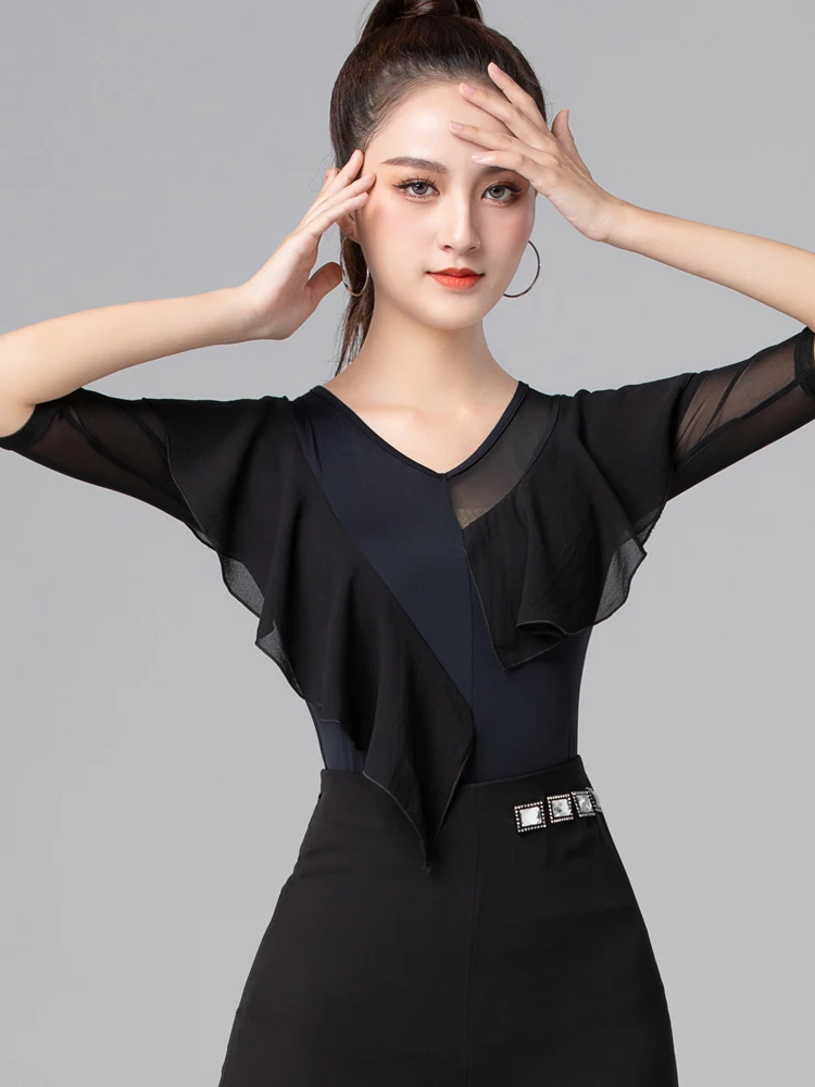 بدلة رقص لاتينية سوداء برقبة على شكل حرف v وأكمام قصيرة من قطعة واحدة زي موحد للنساء ملابس رياضية للرقص القياسية الحديثة والل...