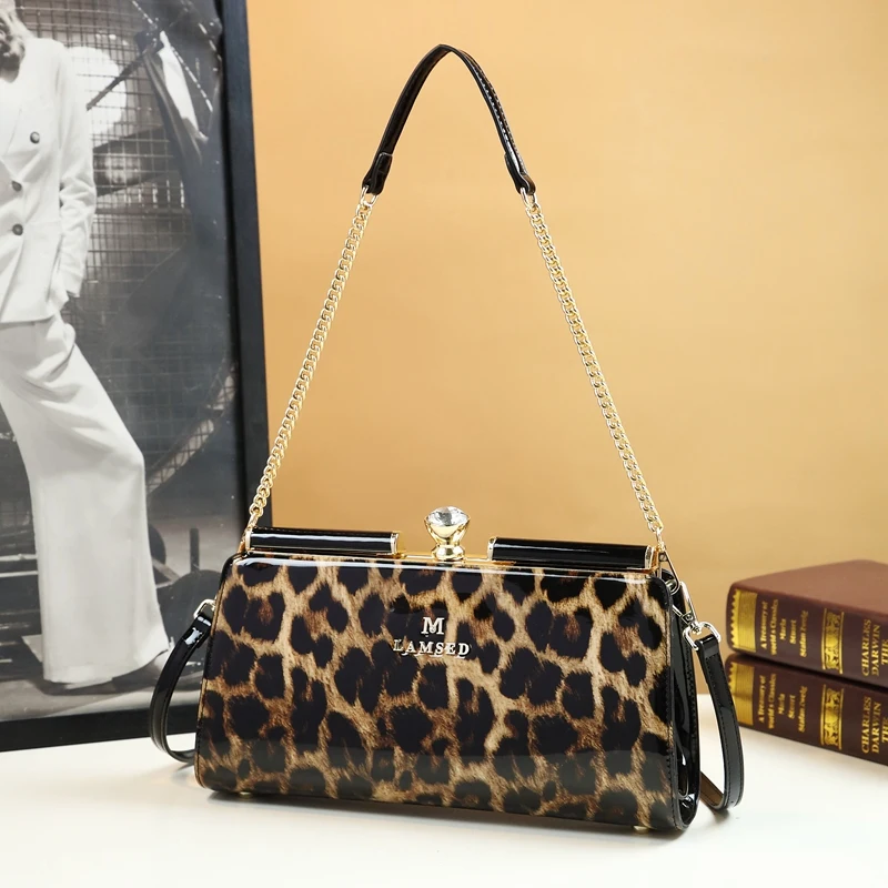 Borsa leopardata in vera pelle Borsa da donna Nuova catena di moda Borsa da donna ascellare con tracolla moda donna di mezza età