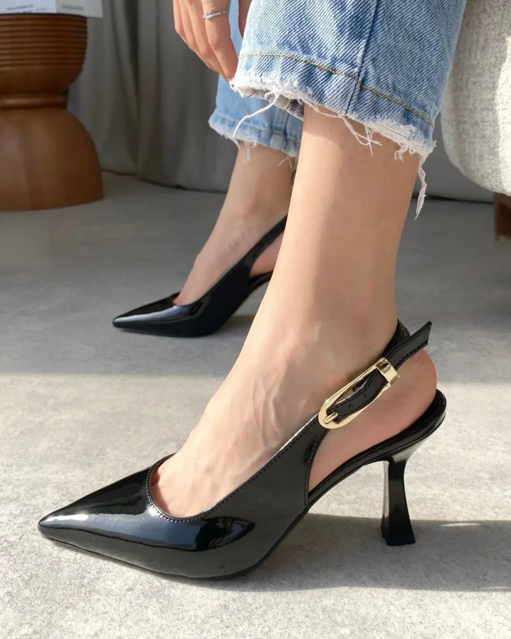 

Black Patent Leather Square-Heeled Slingback Heels Gold Buckle Ankle Strap Pointed Toe Versatile Daily Casual Looks for Lady